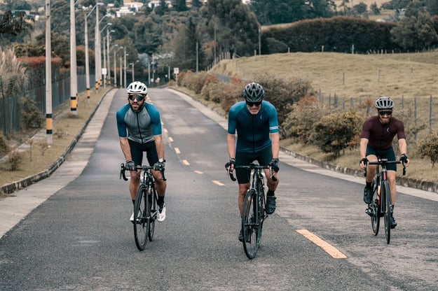pexels-munbaik-cycling-clothing-3893851-6929305